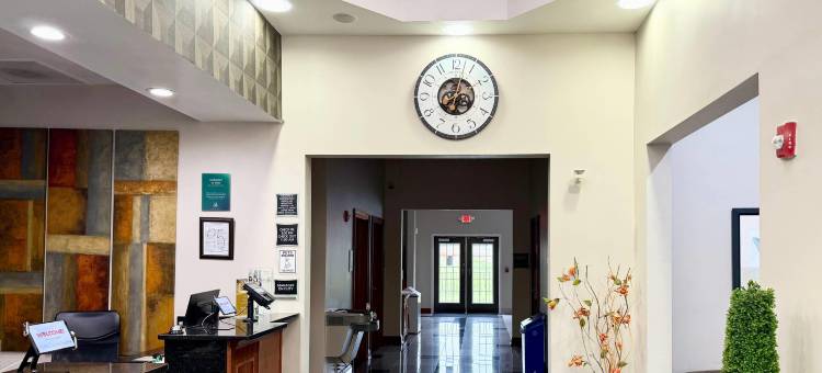 格林维尔I-65凯艺套房酒店(Quality Inn & Suites Greenville I-65)图片