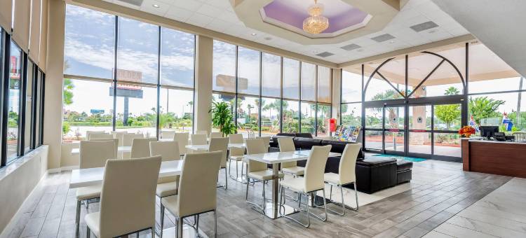 基西米湖畔Quality Inn & Suites(Quality Inn & Suites Kissimmee by the Lake)图片