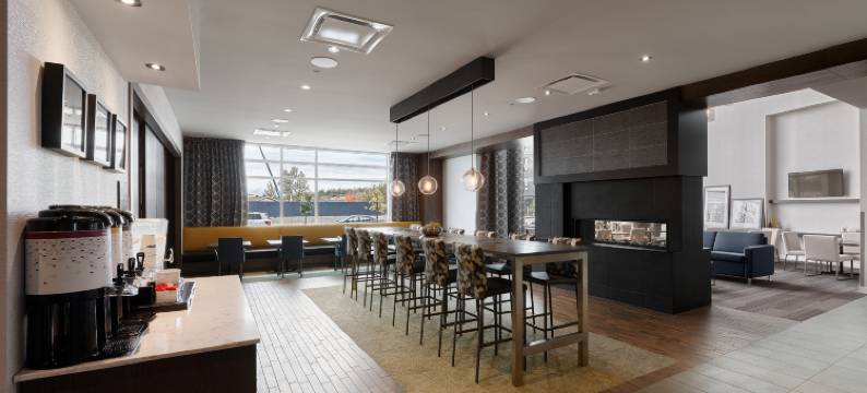 希尔顿欢朋套房酒店-魁北克市圣罗穆亚尔德(Hampton Inn & Suites by Hilton Quebec City Levis)图片