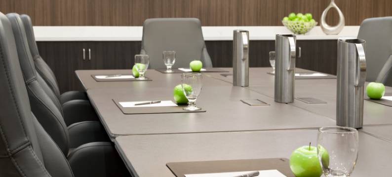 阿卡迪亚帕萨迪纳区希尔顿安泊套房酒店(Embassy Suites by Hilton Arcadia-Pasadena Area)图片