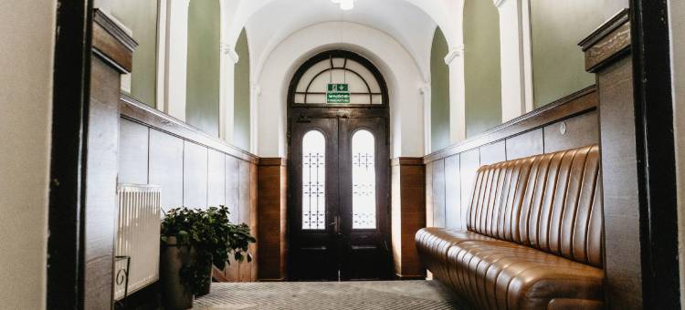 主干道旁爱贝拉套房公寓式酒店(Abella Suites & Apartments by Artery Hotels)图片