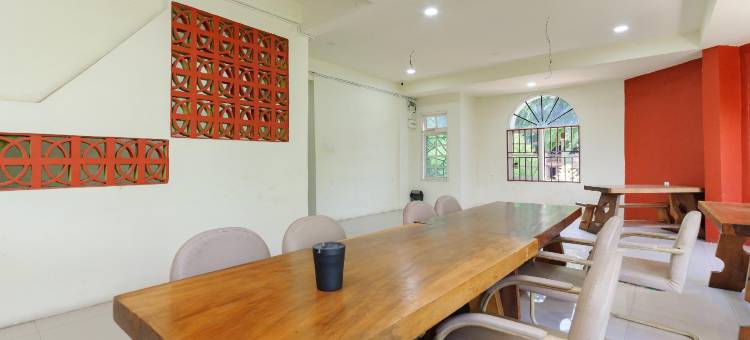 乌尔班维尤堪萨酒店-近港湾巴淡-由红门酒店管理(Urbanview Hotel Kansa Near Harbour Bay Batam by RedDoorz)图片