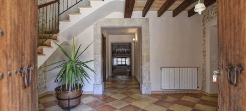 Spacious Petra Getaway with Pool图片