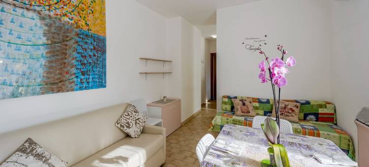 Loano Apartment with Pool for 6图片