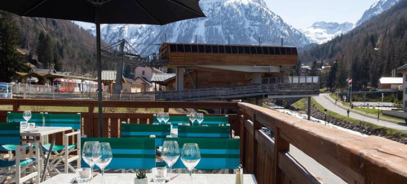 Relaxing Poolside Alpine Apt图片