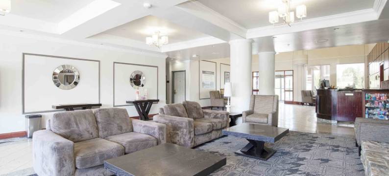 魁斯内尔桑德曼酒店(Sandman Hotel Quesnel)图片