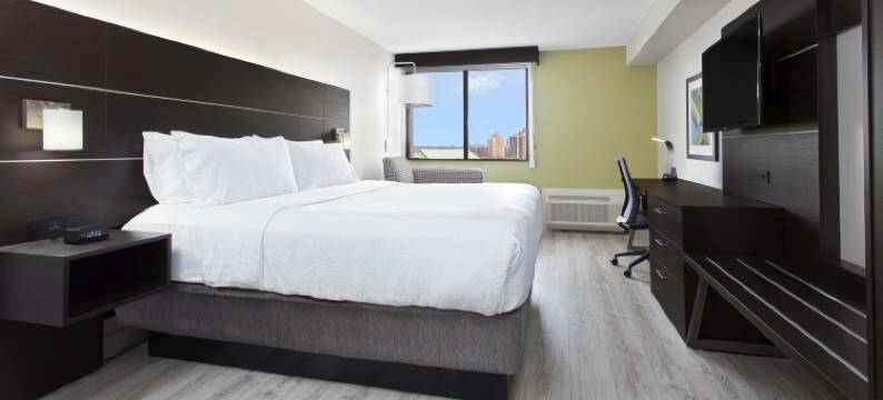 多伦多西南米西索加智选假日酒店及套房(Holiday Inn Express & Suites MISSISSAUGA-TORONTO SOUTHWEST by IHG)图片