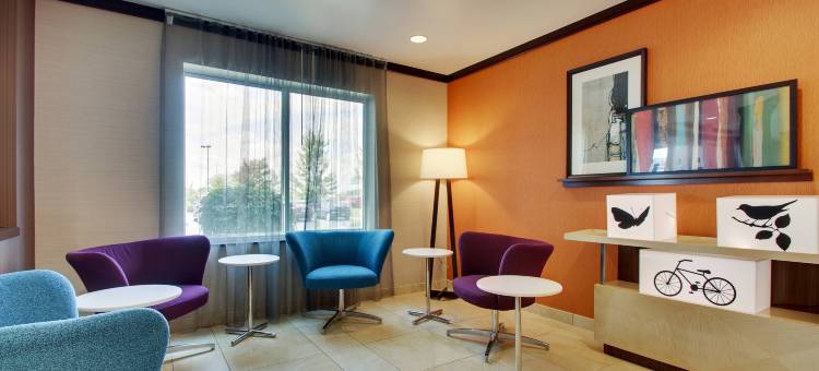 渥太华斯塔维德罗克地区万枫酒店及套房(Fairfield Inn & Suites Ottawa Starved Rock Area)图片