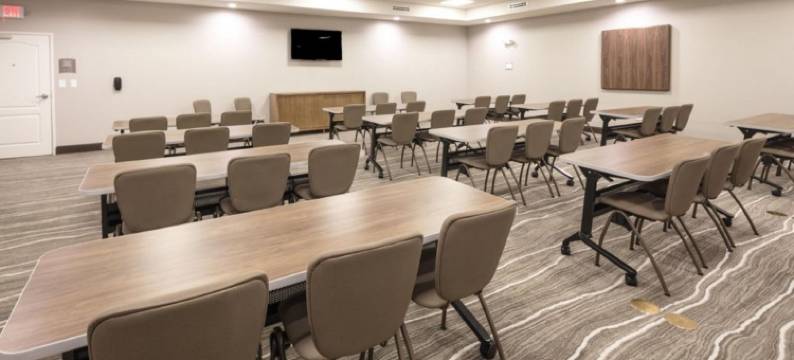 登顿Staybridge Suites(Staybridge Suites DENTON by IHG)图片