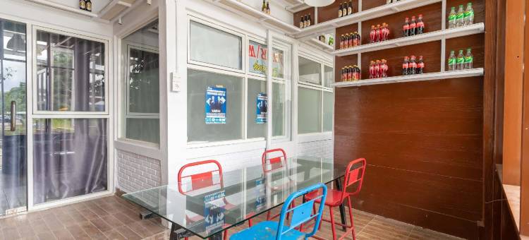 红多兹普拉斯酒店-万塔斯帕尔巴巴酒店(RedDoorz Plus @ Vantas Hotel Parbaba)图片