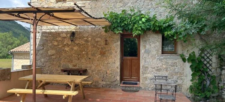 白岩露营地(Camping White Rock)图片