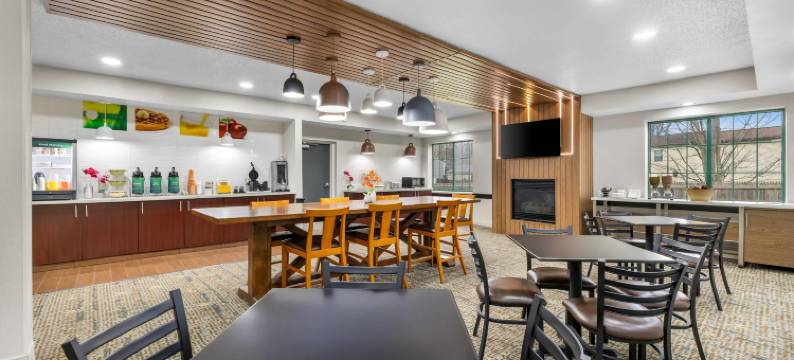 品质酒店布鲁尔顿 - 锡拉丘兹奥奈达湖地区(Quality Inn Brewerton - Syracuse Oneida Lake Area)图片