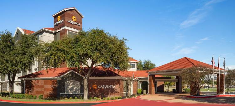 达拉斯阿林顿南拉昆塔温德姆套房酒店(La Quinta Inn & Suites by Wyndham Dallas Arlington South)图片