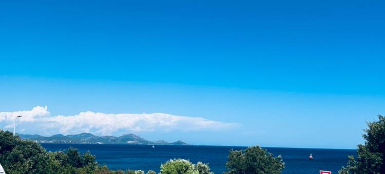 Villa in Les Issambres near the Sea图片
