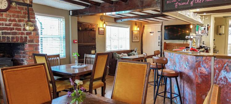 雉鸡公共酒馆及酒店有限公司(The Pheasant Public House & Hotel)图片