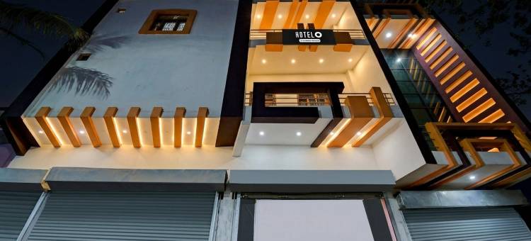 豪华酒店 奥安哈特苏尔坦普尔市(OYO Hotel O Amhat Sultanpur City)图片