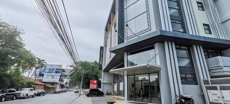 红多兹Plus酒店-近达沃菲律宾中央银行(RedDoorz Plus Near Bangko Sentral Ng Pilipinas Davao)图片