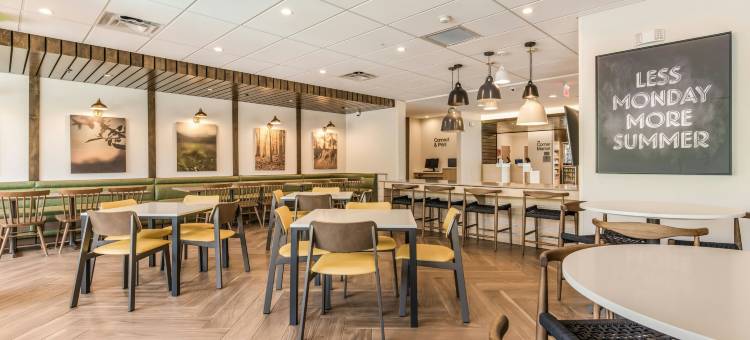 诺克斯维尔克林顿万豪万枫套房酒店(Fairfield Inn & Suites Knoxville Clinton)图片