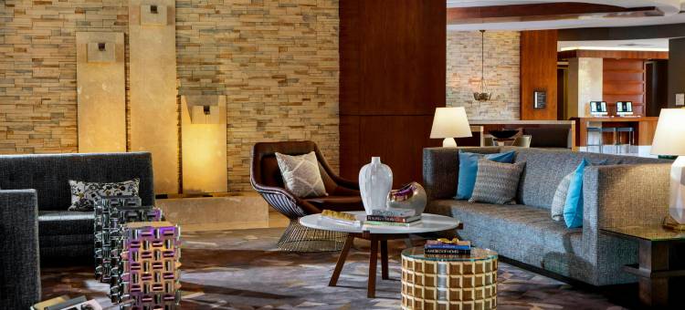 棕榈泉万丽酒店(Renaissance Palm Springs Hotel)图片