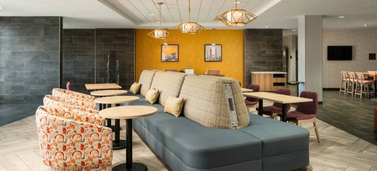 杰克逊维尔机场希尔顿惠庭酒店(Home2 Suites by Hilton Jacksonville Airport)图片