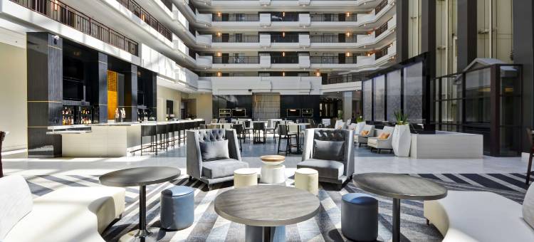 希尔顿安泊酒店-夏洛特(Embassy Suites by Hilton Charlotte)图片
