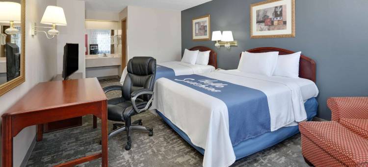 本顿维尔温德姆戴斯套房酒店(Days Inn & Suites by Wyndham Bentonville)图片