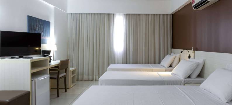 卡达斯诺瓦斯勒亚丁贝斯特韦斯特套房酒店(Best Western Suites le Jardin Caldas Novas)图片