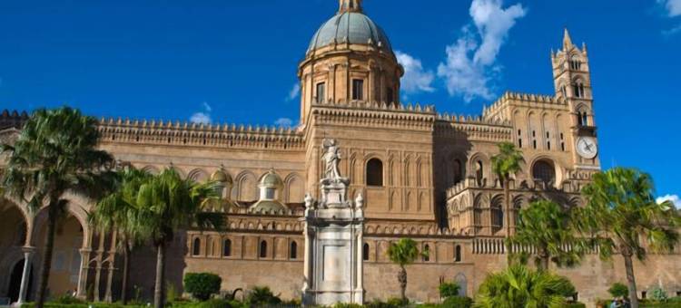 布鲁纳斯尼广场酒店(Palazzo Brunaccini Boutique Hotel)图片