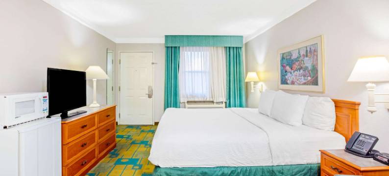 埃尔帕索切洛维斯塔拉昆塔温德姆酒店(La Quinta Inn by Wyndham El Paso Cielo Vista)图片