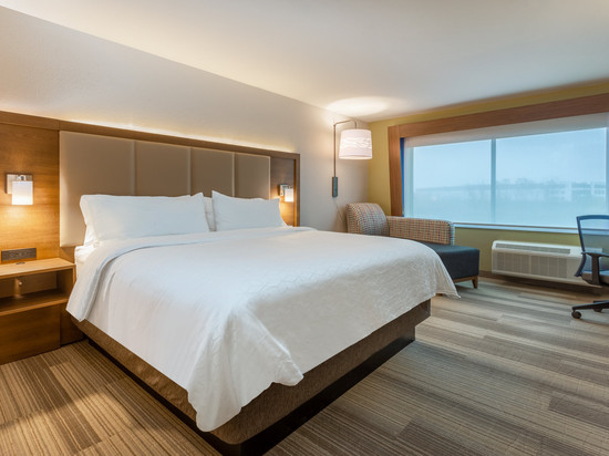 弗洛伦斯辛辛那提机场智选假日套房酒店