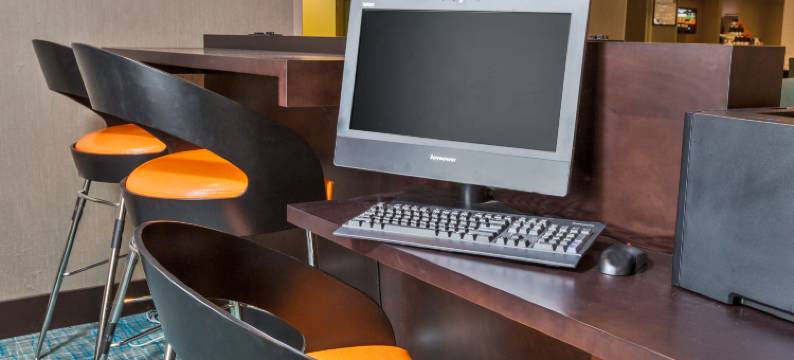 伯灵顿套房智选假日酒店 - 蒙荷里(Holiday Inn Express & Suites BURLINGTON - MOUNT HOLLY by IHG)图片