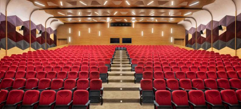 里泽温德姆华美达广场酒店(Ramada Plaza by Wyndham Rize)图片