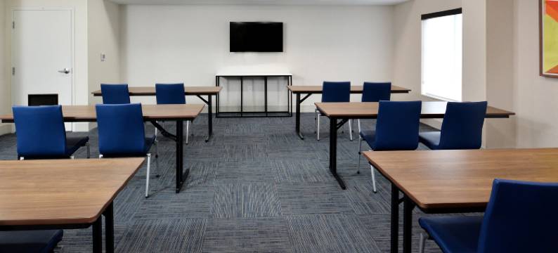 Holiday Inn Express 里士满西北的I - 64(Holiday Inn Express RICHMOND I-64 SHORT PUMP AREA by IHG)图片