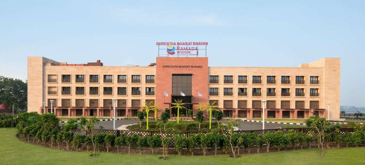 温德姆华美达安可统一雕像酒店(Ramada Encore by Wyndham Statue of Unity)图片