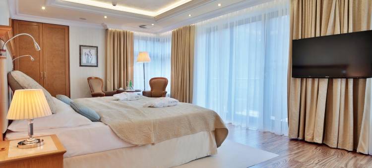 复古河滨健康度假村(Retro Riverside Wellness Resort)图片