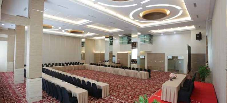 皇家德奈大酒店(Grand Royal Denai Hotel)图片