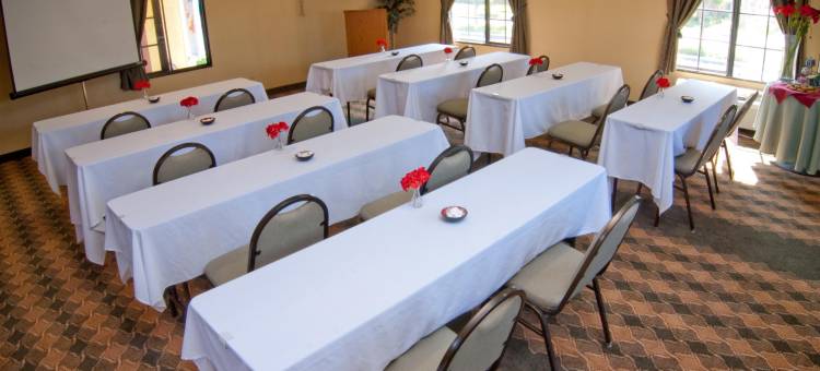 Best Western Plus Raffles Inn & Suites图片