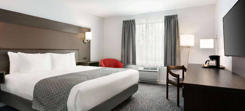 里戈Travelodge by Wyndham酒店(Travelodge by Wyndham Rigaud)图片