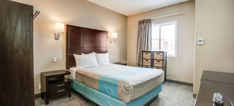 红鹿6号汽车旅馆(Motel 6 Red Deer, AB)图片