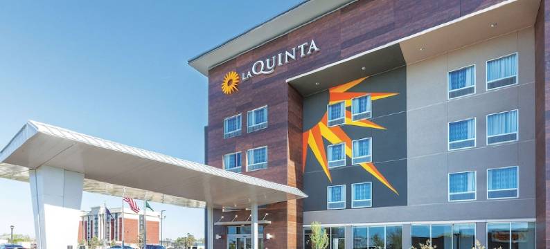 特雷霍特大学区舒适套房酒店(Comfort Suites Terre Haute University Area)图片