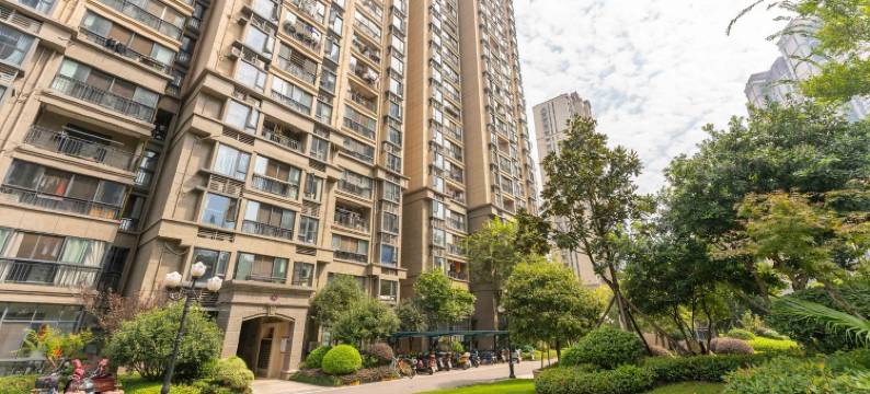 聚宝盆花园公寓(八一路分店)图片