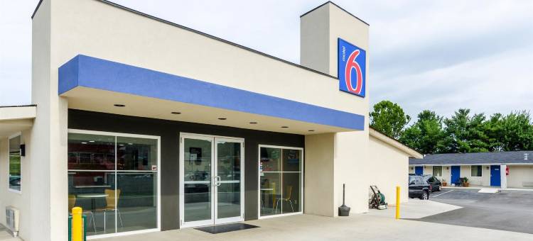 维珍尼亚特鲁特维尔 6 号汽车旅馆(Motel 6 Troutville, VA)图片