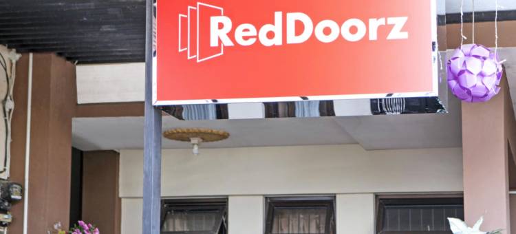 红门Plus酒店-近印尼师范大学(RedDoorz Plus Near Isola Upi)图片