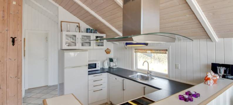 "Uma" - 400m from the Sea图片