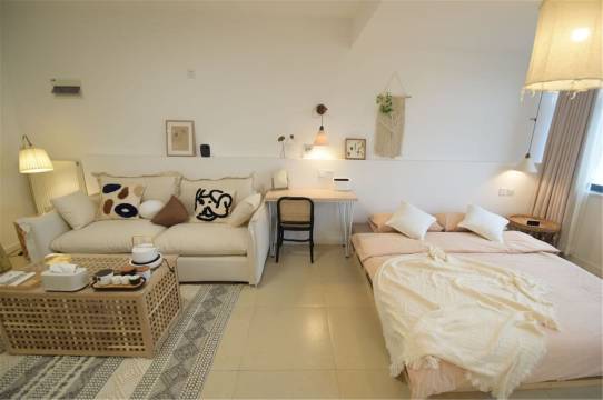 小贝壳的家公寓(九都中路分店)