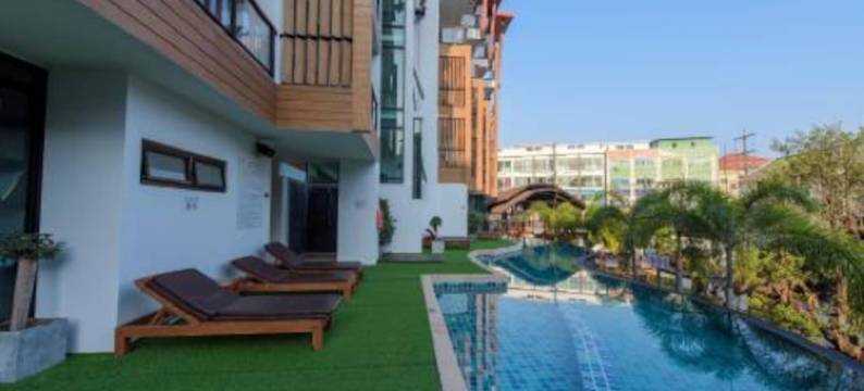 鲁纳芭东酒店(The Lunar Patong)图片