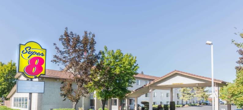 本德速8酒店(Super 8 by Wyndham Bend)图片