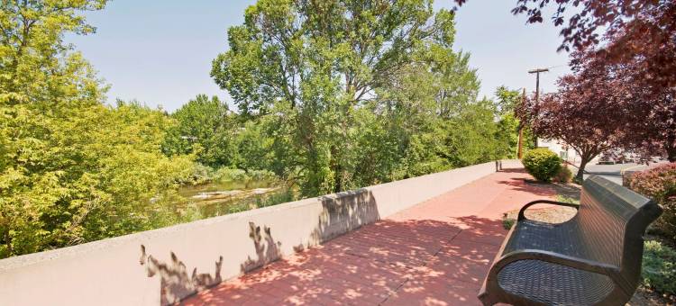 彭德尔顿美洲最佳价值酒店(Americas Best Value Inn Pendleton)图片