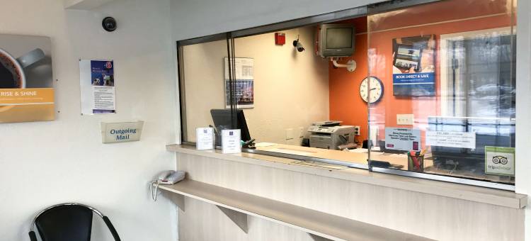 哈特福德恩菲尔德6号汽车旅馆(Motel 6 Enfield, CT - Hartford)图片