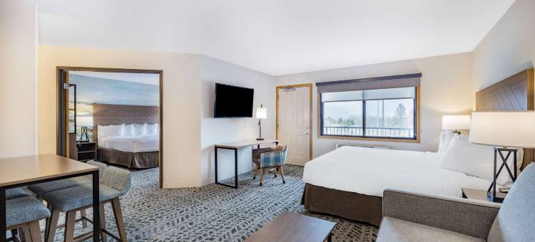 普罗克特德卢斯美吟温德姆酒店(AmericInn by Wyndham Duluth South Black Woods Event Center)图片